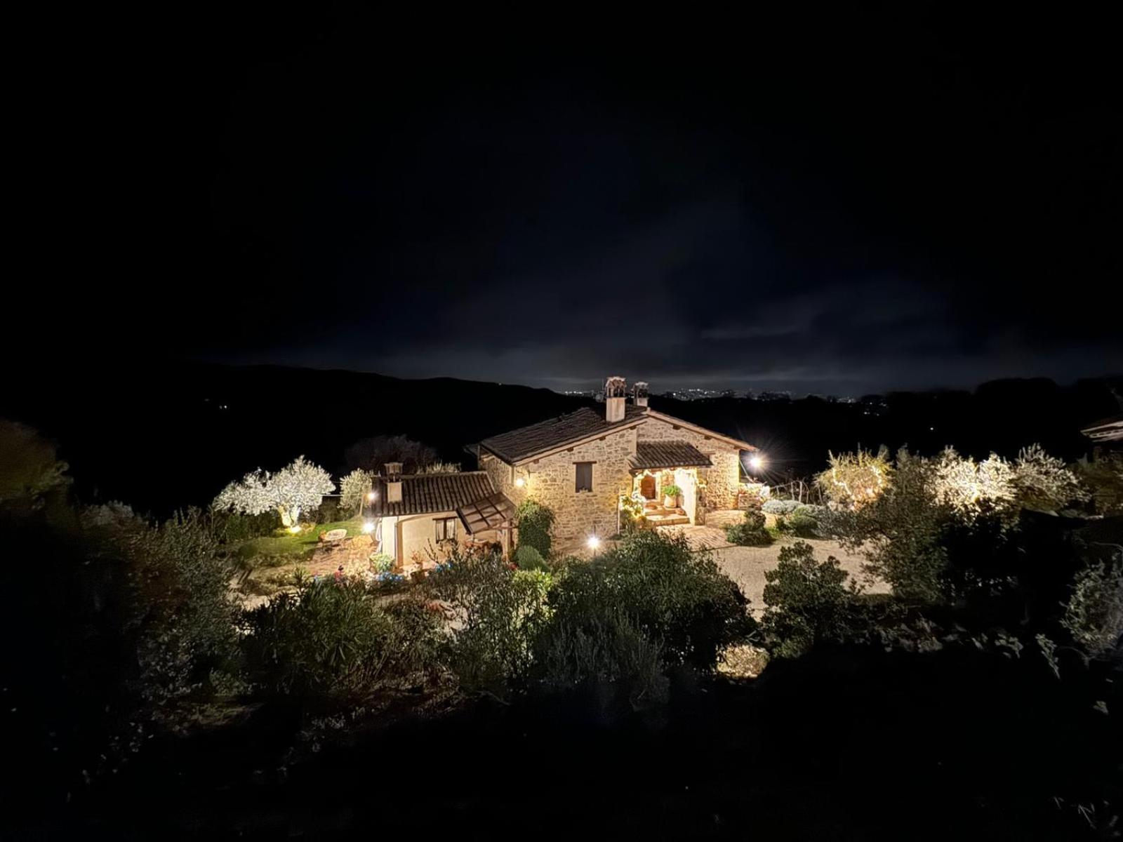 Il Casale Di Fiore Cannara Exteriör bild