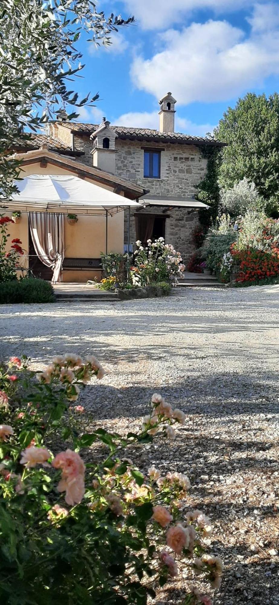 Il Casale Di Fiore Cannara Exteriör bild